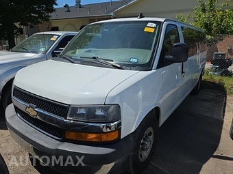 2017 Chevrolet Express 3500 Passenger Van LT 1LT 155.0" WB