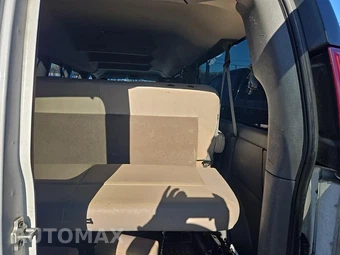 2017 Chevrolet Express 3500 Passenger Van LT 1LT 155.0" WB – miniatura 19