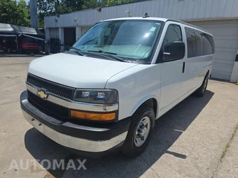 2017 Chevrolet Express 3500 Passenger Van LT 1LT 155.0" WB