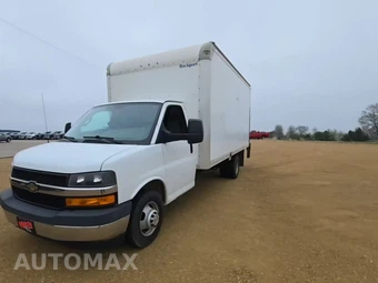 2017 Chevrolet Express 4500 Cutaway 2WT DRW