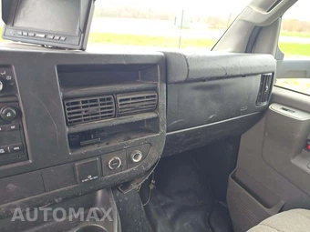 2017 Chevrolet Express 4500 Cutaway 2WT DRW – miniatura 15
