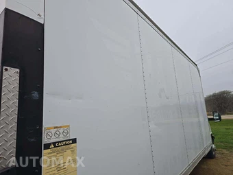 2017 Chevrolet Express 4500 Cutaway 2WT DRW – miniatura 28