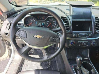 2017 Chevrolet Impala LT 1LT – miniatura 10