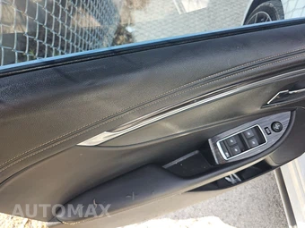 2017 Chevrolet Impala LT 1LT – miniatura 9