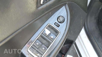 2017 Chevrolet Impala LT 1LT – miniatura 25
