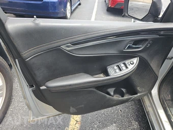 2017 Chevrolet Impala LT 1LT – miniatura 9