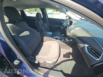 2017 Chevrolet Malibu LS 1FL - miniatura 8