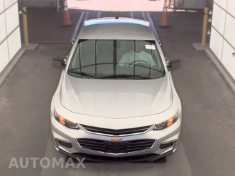2017 Chevrolet Malibu LS 1FL – miniatura 2