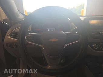 2017 Chevrolet Malibu LS 1FL – miniatura 10