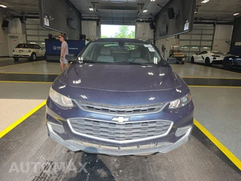 2017 Chevrolet Malibu LS 1FL – miniatura 2