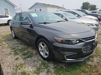 2017 Chevrolet Malibu LS 1LS - miniatura 4