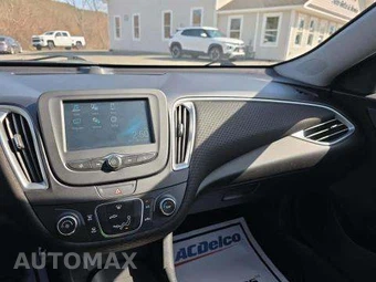 2017 Chevrolet Malibu LS 1LS – miniatura 10