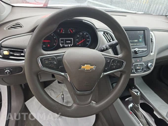 2017 Chevrolet Malibu LS 1LS – miniatura 10