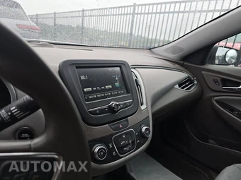 2017 Chevrolet Malibu LS 1LS – miniatura 11