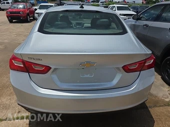 2017 Chevrolet Malibu LS 1LS – miniatura 5