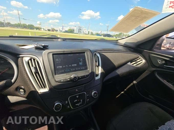 2017 Chevrolet Malibu LS 1LS - miniatura 10