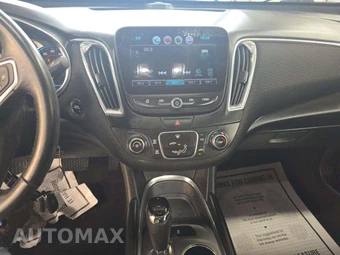 2017 Chevrolet Malibu LT 1LT – miniatura 10
