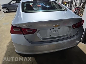 2017 Chevrolet Malibu LT 1LT – miniatura 5