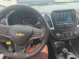 2017 Chevrolet Malibu LT 1LT – miniatura 11