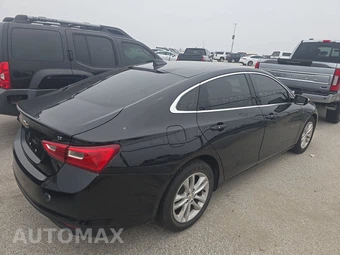 2017 Chevrolet Malibu LT 1LT – miniatura 4