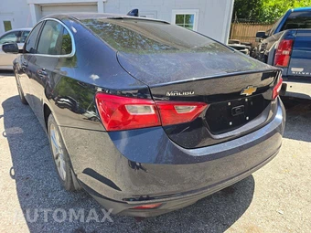 2017 Chevrolet Malibu LT 1LT – miniatura 2
