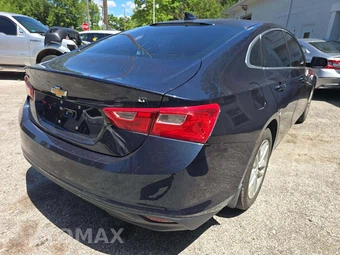 2017 Chevrolet Malibu LT 1LT – miniatura 3
