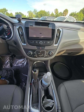 2017 Chevrolet Malibu LT 1LT - miniatura 7