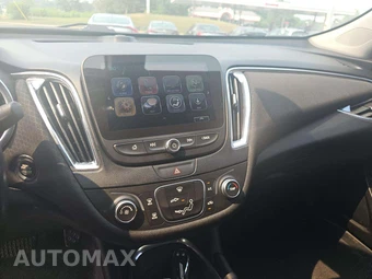 2017 Chevrolet Malibu LT 1LT – miniatura 10