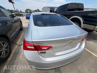 2017 Chevrolet Malibu LT 1LT - miniatura 3