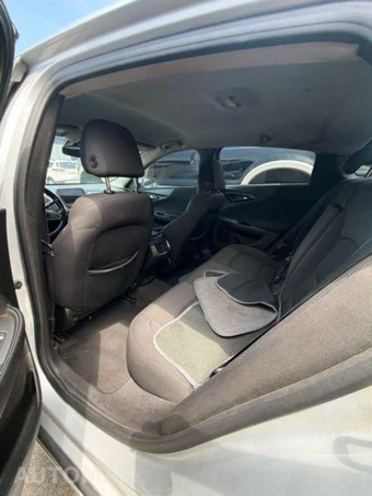 2017 Chevrolet Malibu LT 1LT - miniatura 8