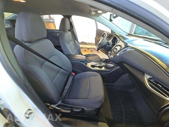 2017 Chevrolet Malibu LT 1LT – miniatura 18