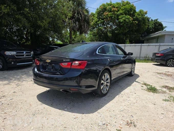 2017 Chevrolet Malibu Premier 2LZ - miniatura 3
