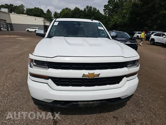 2017 Chevrolet Silverado 1500 Custom Extended Cab Medium Bed 1CX – miniatura 2
