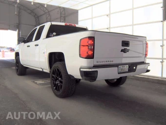 2017 Chevrolet Silverado 1500 Custom Extended Cab Medium Bed 1CX – miniatura 6