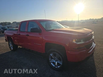 2017 Chevrolet Silverado 1500 Custom Extended Cab Medium Bed 1CX - miniatura 3