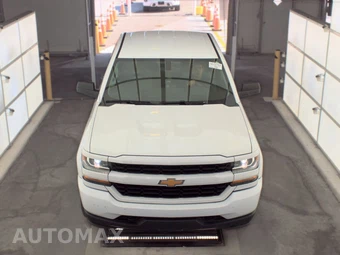 2017 Chevrolet Silverado 1500 Custom Extended Cab Medium Bed 1CX – miniatura 2
