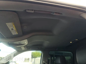 2017 Chevrolet Silverado 1500 LT Crew Cab Medium Bed 1LT – miniatura 18