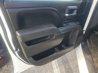 2017 Chevrolet Silverado 1500 LT Crew Cab Medium Bed 1LT – miniatura 9