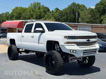 2017 Chevrolet Silverado 1500 LT Crew Cab Medium Bed 1LT - miniatura 3