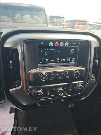 2017 Chevrolet Silverado 1500 LT Crew Cab Short Bed 1LT – miniatura 11