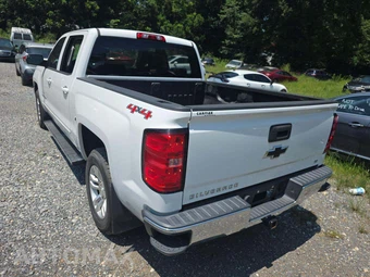 2017 Chevrolet Silverado 1500 LT Crew Cab Short Bed 1LT - miniatura 2