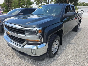 2017 Chevrolet Silverado 1500 LT Extended Cab Medium Bed 1LT