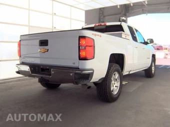 2017 Chevrolet Silverado 1500 LT Extended Cab Medium Bed 1LT – miniatura 4