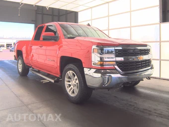 2017 Chevrolet Silverado 1500 LT Extended Cab Medium Bed 1LT – miniatura 3
