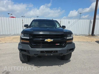 2017 Chevrolet Silverado 1500 LT Z71 Crew Cab Medium Bed 2LT - miniatura 2