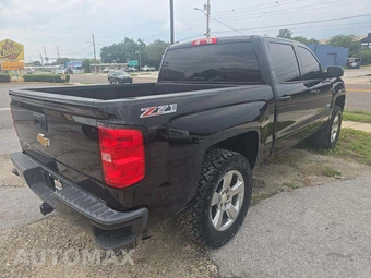 2017 Chevrolet Silverado 1500 LT Z71 Crew Cab Short Bed 2LT - miniatura 3