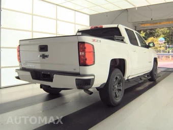2017 Chevrolet Silverado 1500 LT Z71 Crew Cab Short Bed 2LT - miniatura 4