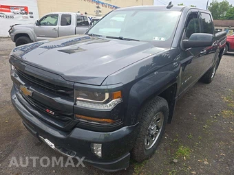 2017 Chevrolet Silverado 1500 LT Z71 Crew Cab Short Bed 2LT