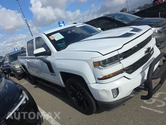 2017 Chevrolet Silverado 1500 LT Z71 Crew Cab Short Bed 2LT - miniatura 3
