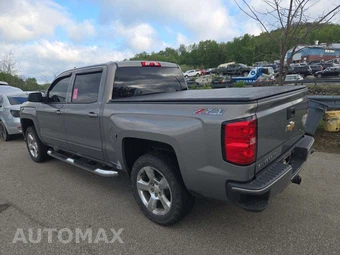 2017 Chevrolet Silverado 1500 LT Z71 Crew Cab Short Bed 2LT - miniatura 2